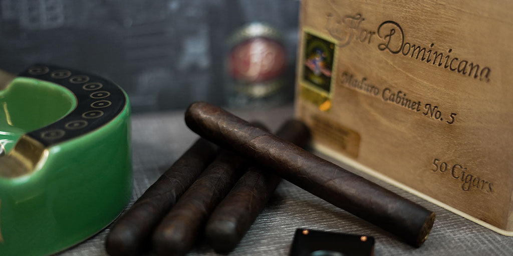 La Flor Dominicana Cabinet No. 5 Maduro Review