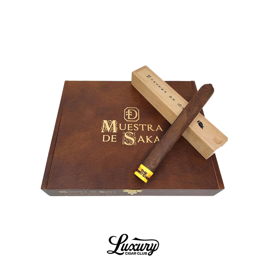 Dunbarton Tobacco & Trust Muestra de Saka The Bewitched