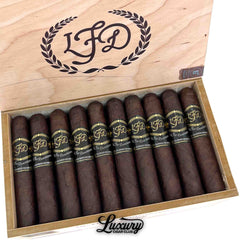 La Flor Dominicana Colorado Oscuro