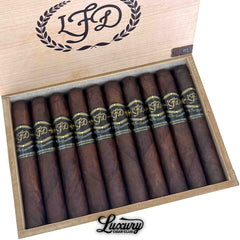 La Flor Dominicana Colorado Oscuro