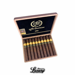 La Flor Dominicana Oro Maduro