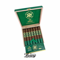 Ozgener Family Cigars Maracana