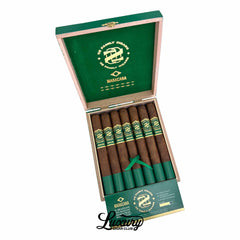 Ozgener Family Cigars Maracana